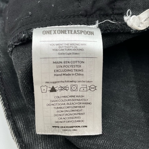 One Teaspoon Rollers Destroyed Denim Jean Shorts Coal Black Wash - Picture 14 of 15